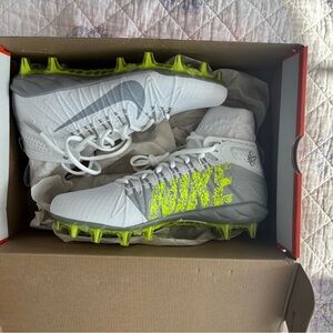 Nike Alpha Huarache Elite 4 Lacrosse Cleats - New with box (US MENS 8)